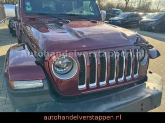 Jeep Wrangler Unlimited Plug-In Hybrid Sahara picture 11