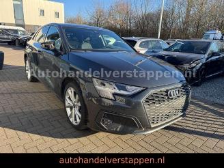 Audi A3 Sportback 30 TFSI Automatik Navi CAM picture 1