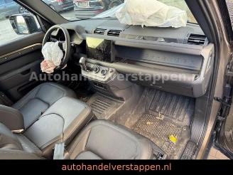 Land Rover Defender 90 Hard Top X-Dynamic SE D250 picture 27