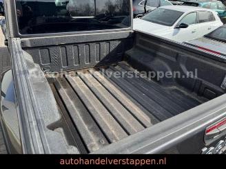 Jeep Gladiator Overland 4WD Launch Edition picture 12