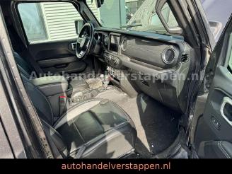 Jeep Gladiator Overland 4WD Launch Edition picture 22