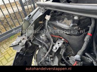 Volkswagen Crafter Kasten 35 Trendline mittellang Hoch picture 8