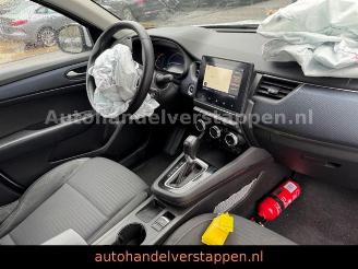 Renault Arkana E-TECH 1.6L 145 TECHNO picture 17