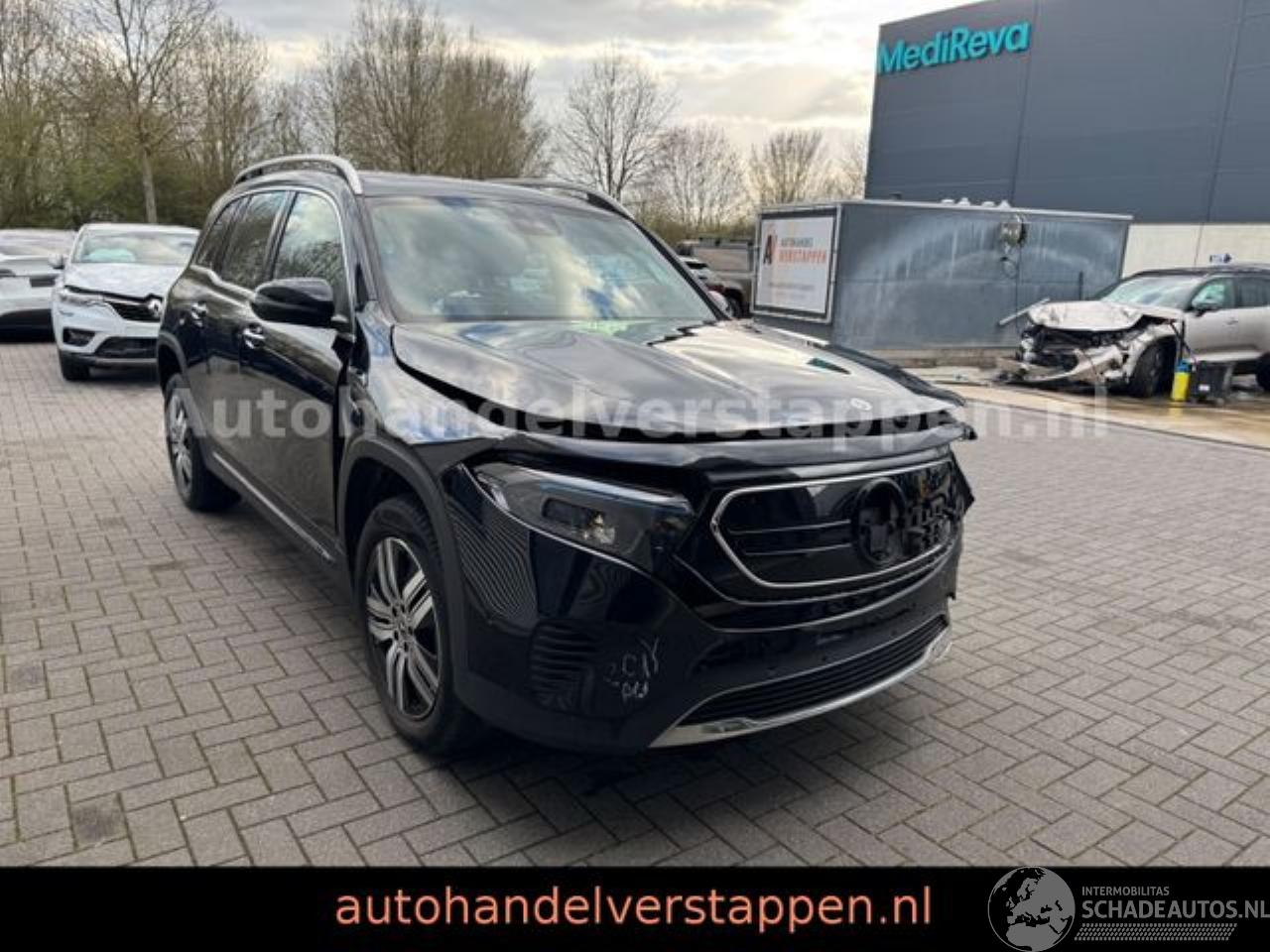 Mercedes EQB 300 4Matic 168KW Progressive Panorama FULL