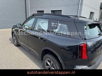 Mini Countryman C Classic Trim S 115KW AUTO picture 3