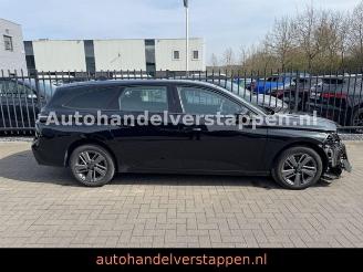 Peugeot 308 SW III BlueHDi 130 S&S EAT8 Active Pack 96kW picture 6