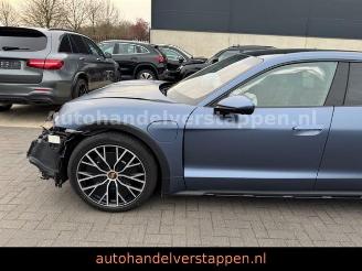 Porsche Taycan Cross Turismo 4 93KWH Panorama picture 45