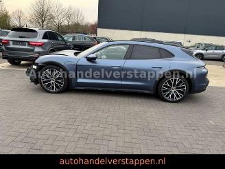 Porsche Taycan Cross Turismo 4 93KWH Panorama picture 28