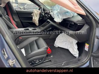 Porsche Taycan Cross Turismo 4 93KWH Panorama picture 24