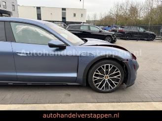 Porsche Taycan Cross Turismo 4 93KWH Panorama picture 40