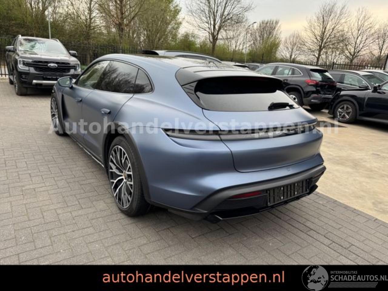 Porsche Taycan Cross Turismo 4 93KWH Panorama