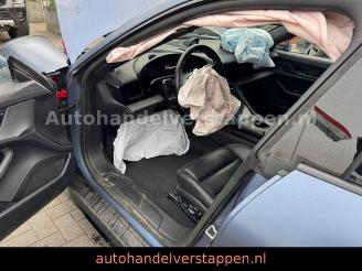 Porsche Taycan Cross Turismo 4 93KWH Panorama picture 27