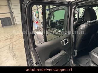 Jeep Wrangler Unlimited Plug-In Hybrid Sahara picture 28