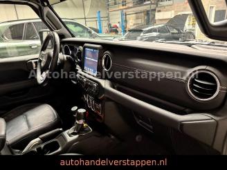 Jeep Wrangler Unlimited Plug-In Hybrid Sahara picture 19