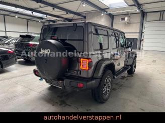 Jeep Wrangler Unlimited Plug-In Hybrid Sahara picture 6