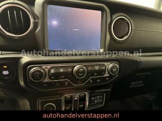 Jeep Wrangler Unlimited Plug-In Hybrid Sahara picture 17