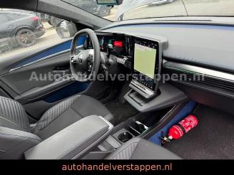 Renault Scenic E-TECH  220 Long Range Esprit Alpine picture 22