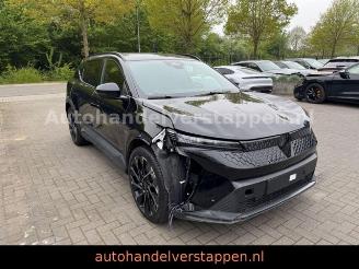 Schadeauto Renault Scenic E-TECH  220 Long Range Esprit Alpine 2025/6