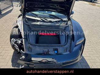 Porsche Taycan Sport Chrono Bose ACC GlasDach 93KWH picture 10
