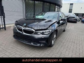 Uttjänta bilar auto BMW 3-serie d Touring Sport Line 110KW Leder Navi LED 2021/5
