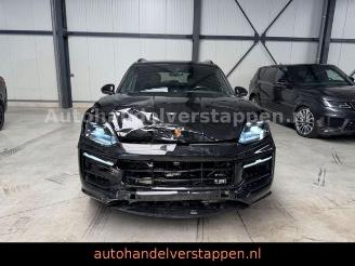 Porsche Cayenne E-Hybrid 346KW Matrix Bose Sport chrono picture 9