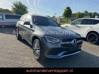 Vaurioauto  passenger cars Mercedes GLC 300e 235KW 4Matic AMG Sport 2021/9
