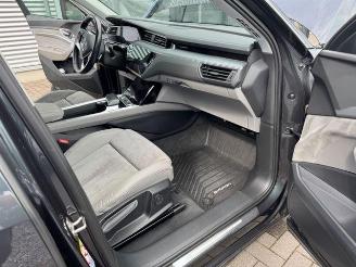 Audi E-tron 55 Quattro 300KW 93KWH Panorama picture 25