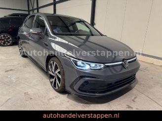 Vaurioauto  passenger cars Volkswagen Golf VIII Lim. 2.0TDI 110KW DSG - R-Line - 2023/9