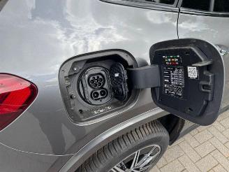 Mercedes EQA 250+ AMG Sport Pano AHK Burm Memory VOLLL picture 14