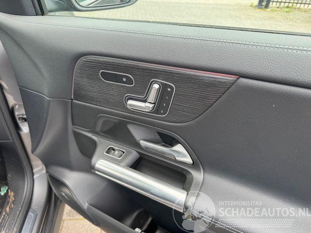 Mercedes EQA 250+ AMG Sport Pano AHK Burm Memory VOLLL