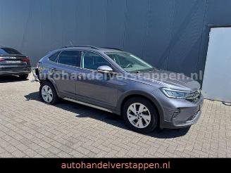 krockskadad bil auto Volkswagen Taigo III Life Licht + Sicht Plus, IQ.DRIVE-Pake 2022/11