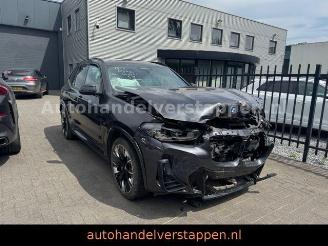 uszkodzony samochody osobowe BMW iX3 M Sportpaket Pano harman Leder Navi 2022/4