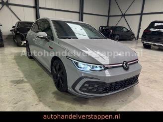 Vaurioauto  passenger cars Volkswagen Golf VIII Lim. GTI DSG 180KW ''Mondsteingrau'' 2023/10