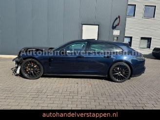 Porsche Panamera Sport Turismo 4 E-Hybrid Platinum Editi picture 7