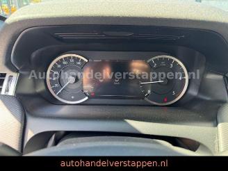 Land Rover Discovery Sport R-Dynamic S D165 picture 17