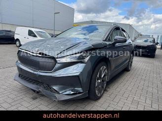 skadebil auto Skoda Enyaq IV 80 Version HUD Wärmepumpe 21'' 2021/11