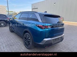 Peugeot 5008 Hybrid 145 GT AUTO 7-Personen picture 3