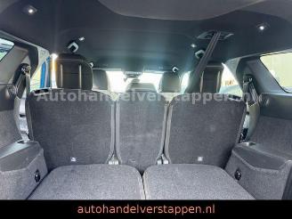 Peugeot 5008 Hybrid 145 GT AUTO 7-Personen picture 20