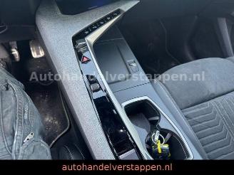 Peugeot 5008 Hybrid 145 GT AUTO 7-Personen picture 26