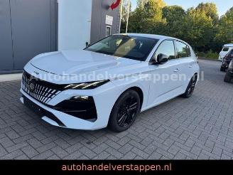 krockskadad bil auto Peugeot 308 Hybrid 145 Style E-DSC6 Aut. Facelift 2025/12