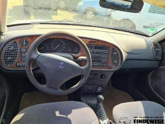 Saab 900 900 II, Hatchback 5-drs, 1993 / 1998 2.0 i,Si 16V picture 6