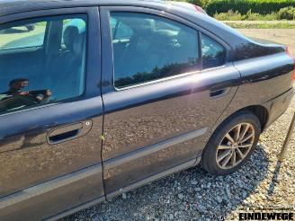 Volvo S-60 S60 I (RS/HV), Sedan, 2000 / 2010 2.4 20V 170 picture 10