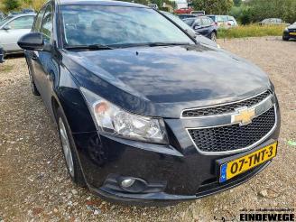Chevrolet Cruze Cruze (305), Hatchback, 2010 / 2015 1.8 16V VVT picture 4