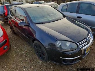 Auto da rottamare Volkswagen Golf Golf V (1K1), Hatchback, 2003 / 2010 1.6 FSI 16V 2004/2