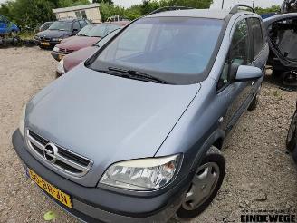 Uttjänta bilar auto Opel Zafira Zafira (F75), MPV, 1998 / 2005 2.0 DI 16V 2004/11