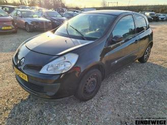 Uttjänta bilar auto Renault Clio Clio III (BR/CR), Hatchback, 2005 / 2014 1.4 16V 2006/5
