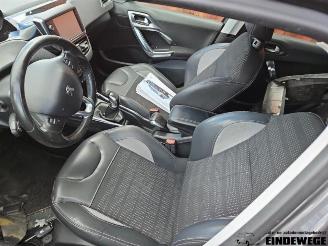 Peugeot 2008 2008 (CU), MPV, 2013 / 2019 1.2 Vti 12V PureTech 82 picture 14