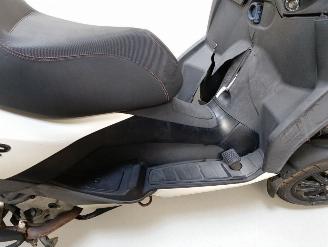 Piaggio  MP3 MODEL LT picture 18