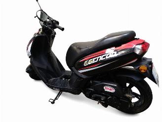 Peugeot  KISBEE picture 6