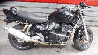 Suzuki  INAZUMA picture 23